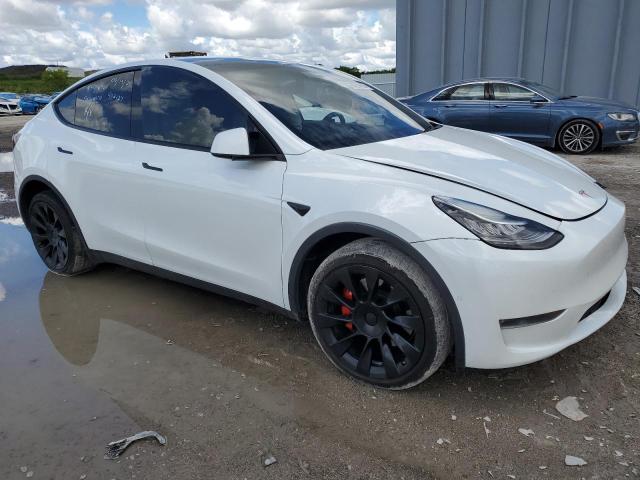 Photo 3 VIN: 5YJYGDEE2LF051578 - TESLA MODEL Y 