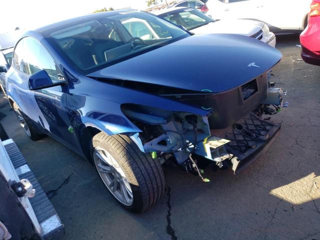 Photo 3 VIN: 5YJYGDEE2MF074828 - TESLA MODEL Y 