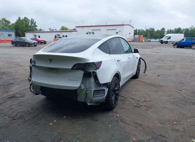 Photo 3 VIN: 5YJYGDEE2MF074893 - TESLA MODEL Y 