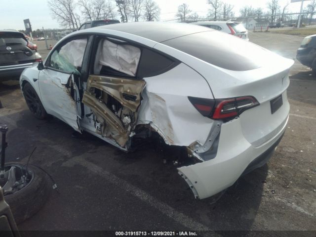 Photo 2 VIN: 5YJYGDEE2MF089880 - TESLA MODEL Y 