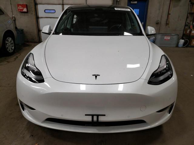 Photo 4 VIN: 5YJYGDEE2MF106077 - TESLA MODEL Y 