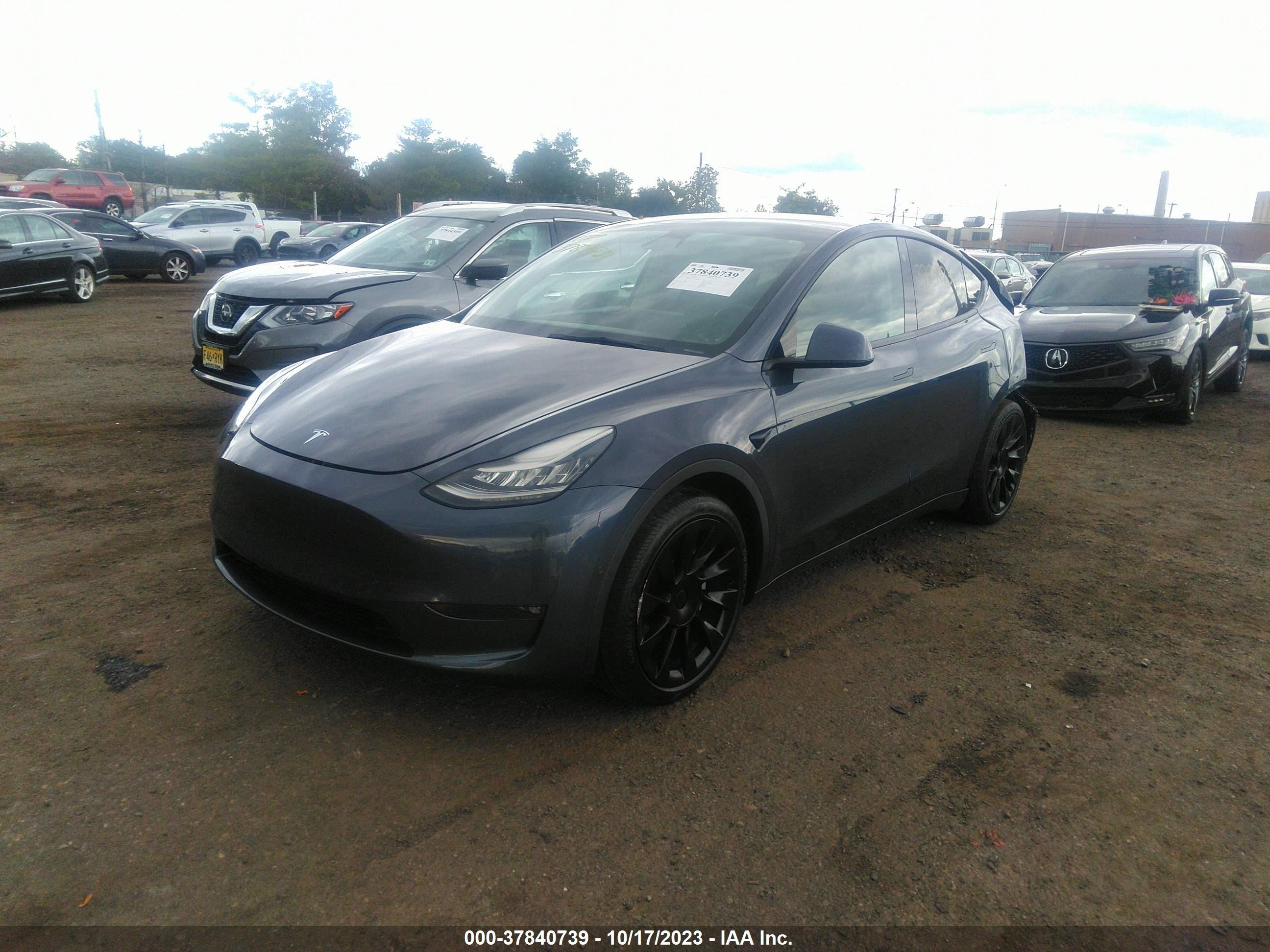 Photo 1 VIN: 5YJYGDEE2MF108122 - TESLA MODEL Y 