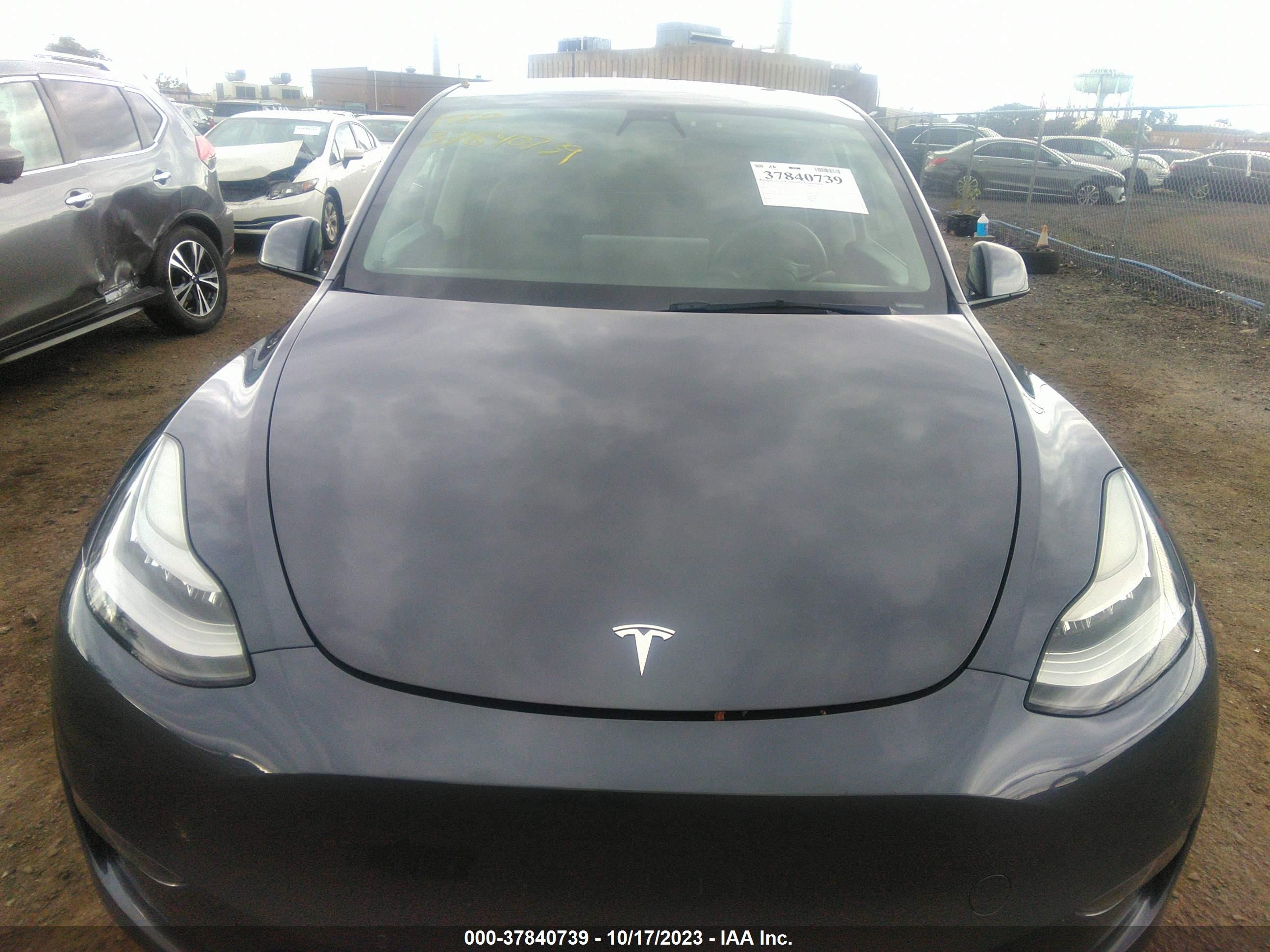 Photo 9 VIN: 5YJYGDEE2MF108122 - TESLA MODEL Y 