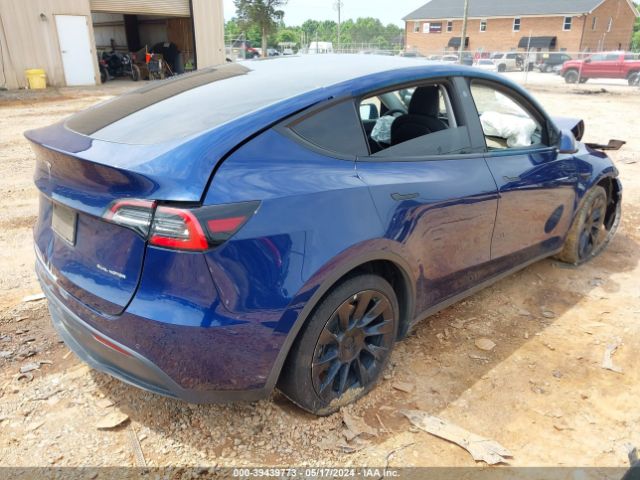 Photo 3 VIN: 5YJYGDEE2MF129374 - TESLA MODEL Y 