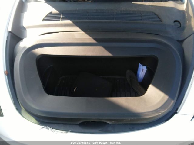 Photo 9 VIN: 5YJYGDEE2MF277394 - TESLA MODEL Y 