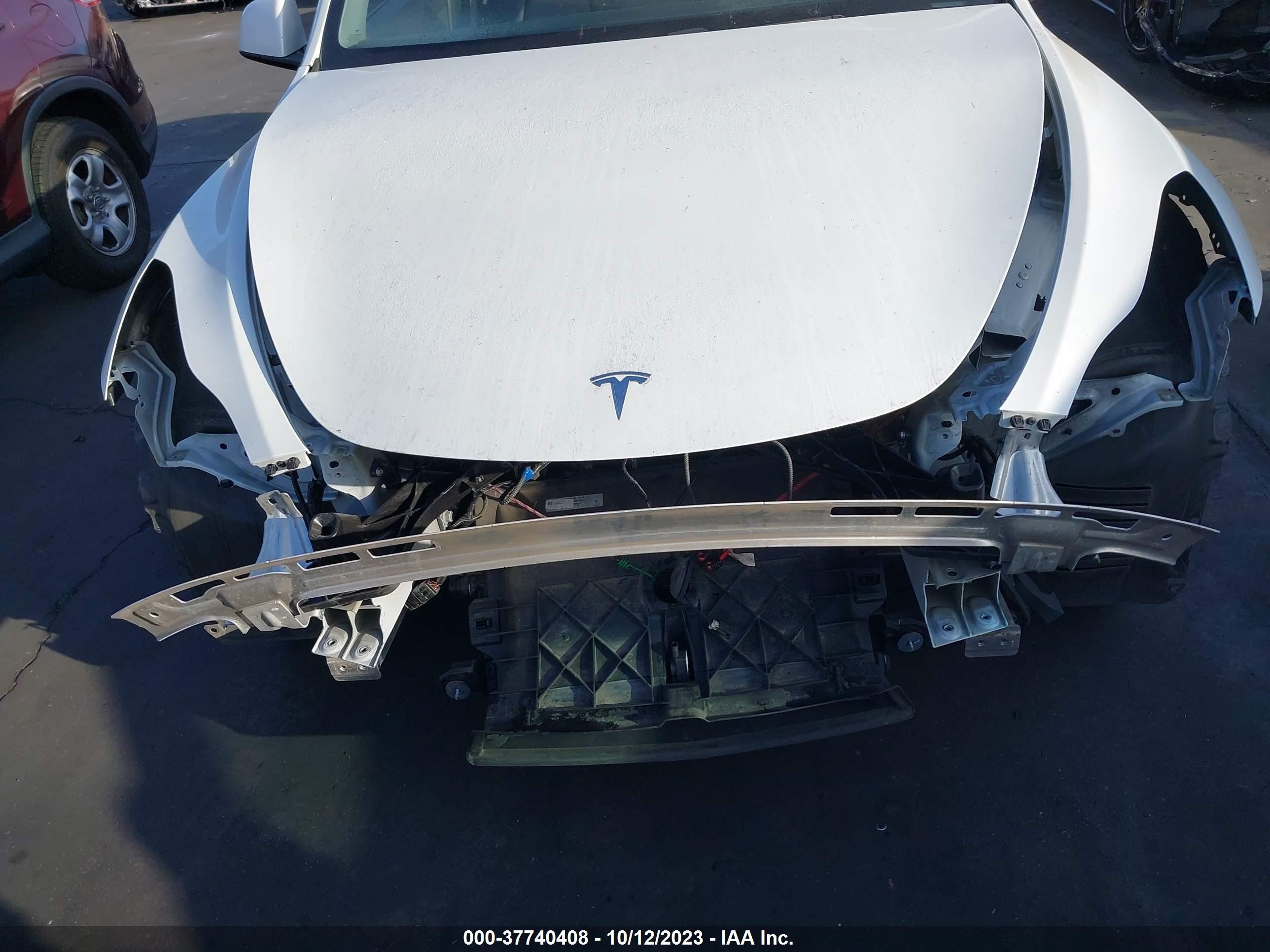 Photo 11 VIN: 5YJYGDEE3LF013809 - TESLA MODEL Y 