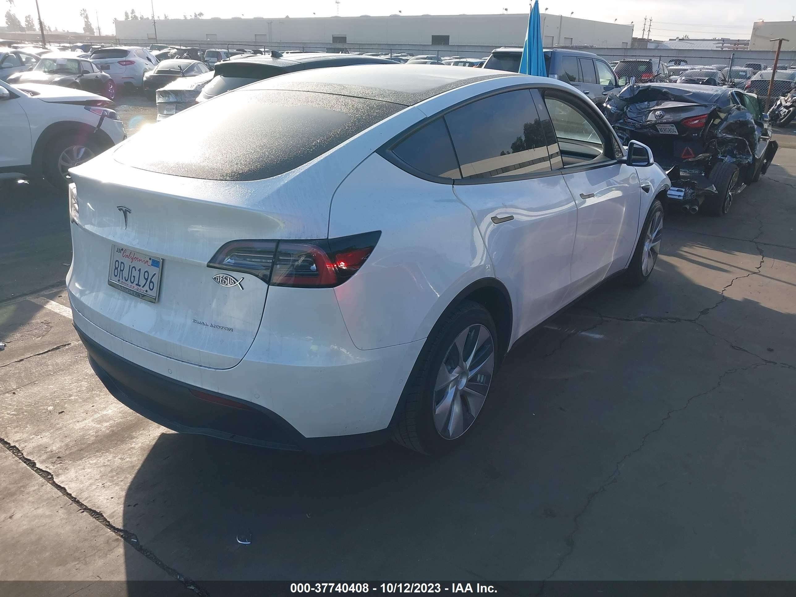 Photo 3 VIN: 5YJYGDEE3LF013809 - TESLA MODEL Y 