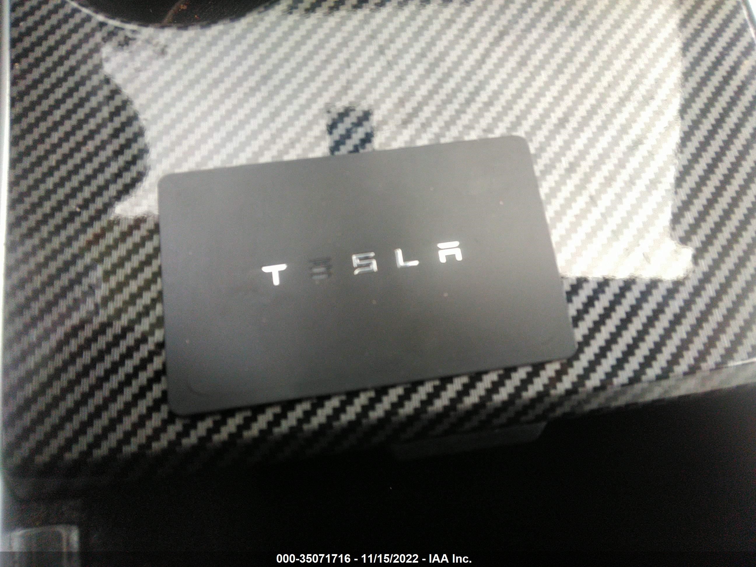 Photo 10 VIN: 5YJYGDEE3LF020498 - TESLA MODEL Y 