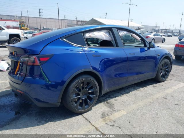 Photo 3 VIN: 5YJYGDEE3LF029542 - TESLA MODEL Y 