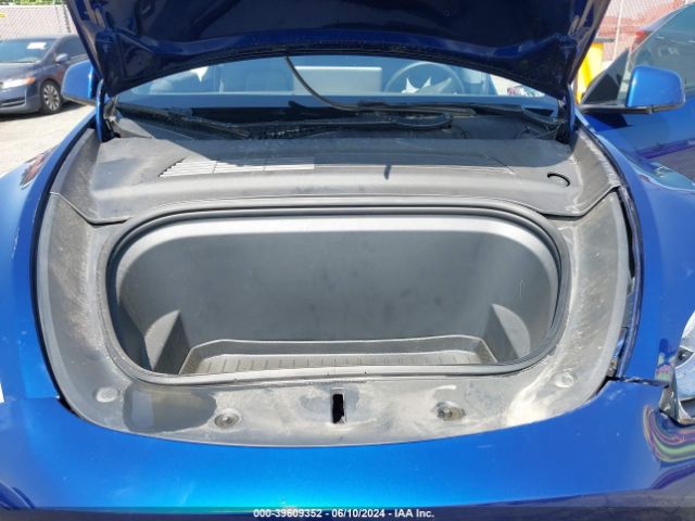 Photo 9 VIN: 5YJYGDEE3LF029542 - TESLA MODEL Y 