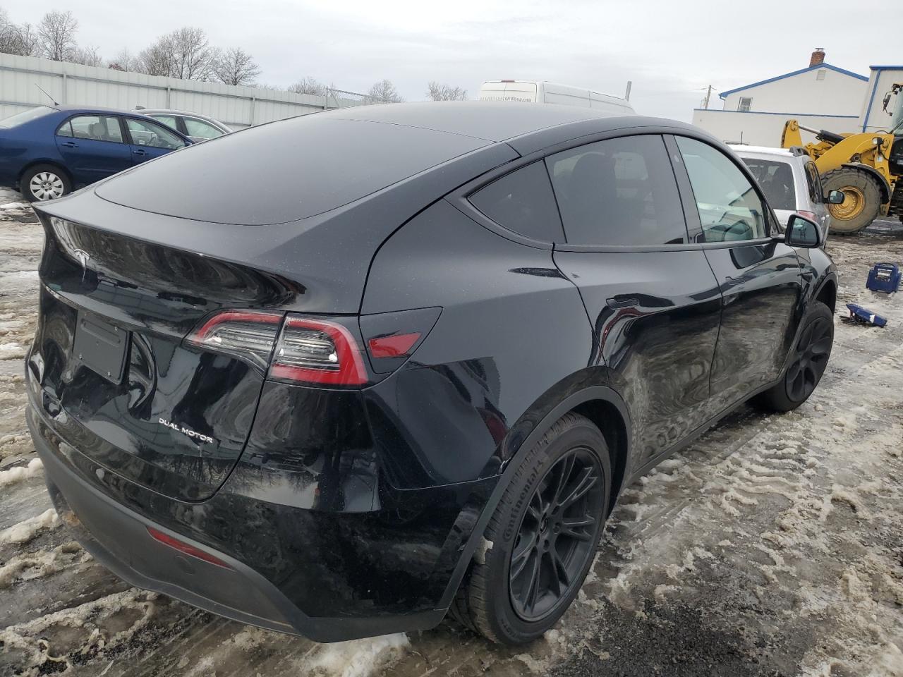 Photo 2 VIN: 5YJYGDEE3LF031419 - TESLA MODEL Y 