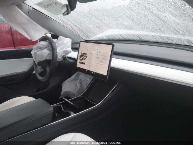 Photo 4 VIN: 5YJYGDEE3LF032716 - TESLA MODEL Y 