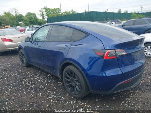 Photo 2 VIN: 5YJYGDEE3LF038595 - TESLA MODEL Y 