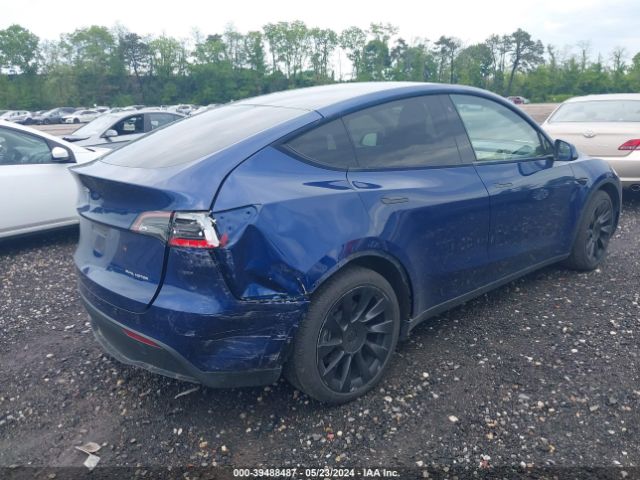 Photo 3 VIN: 5YJYGDEE3LF038595 - TESLA MODEL Y 