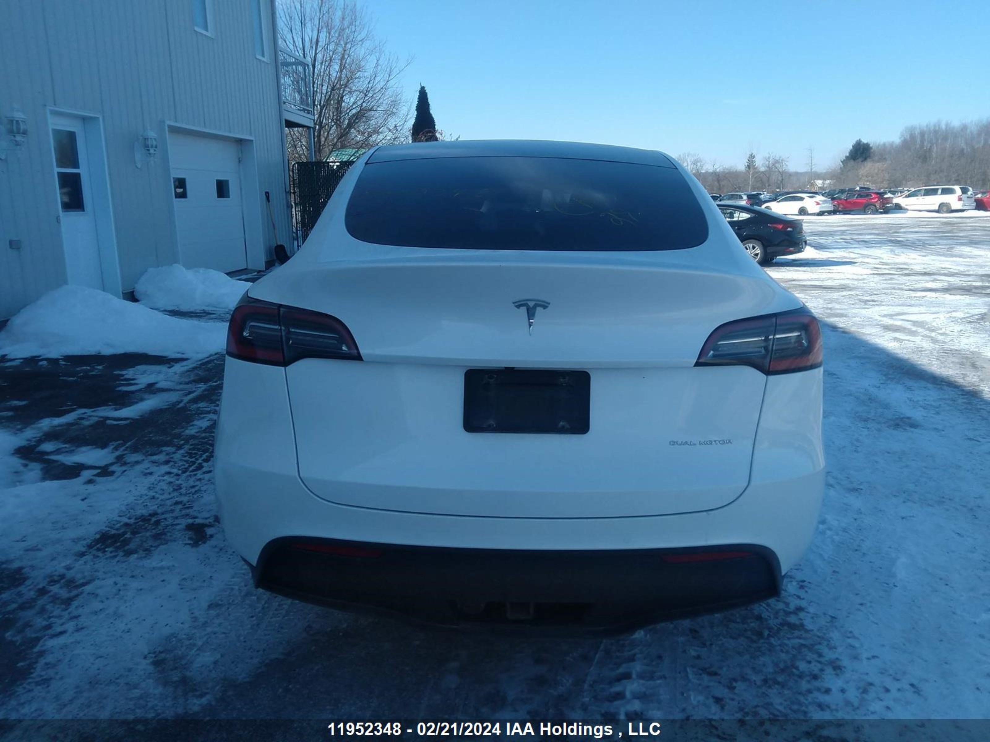 Photo 16 VIN: 5YJYGDEE3LF049161 - TESLA MODEL Y 