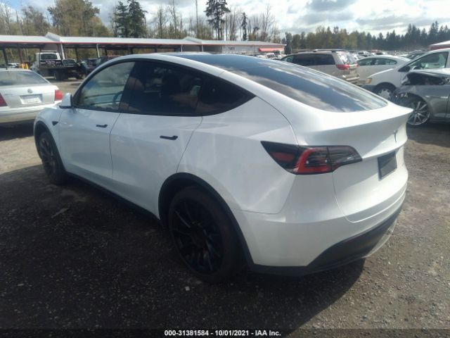 Photo 2 VIN: 5YJYGDEE3LF057406 - TESLA MODEL Y 