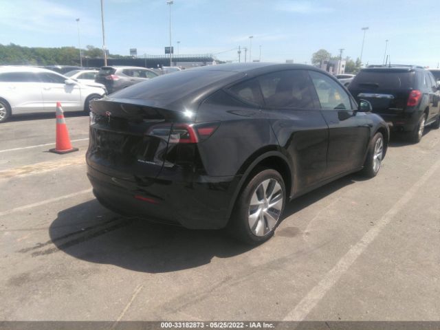 Photo 3 VIN: 5YJYGDEE3MF063577 - TESLA MODEL Y 