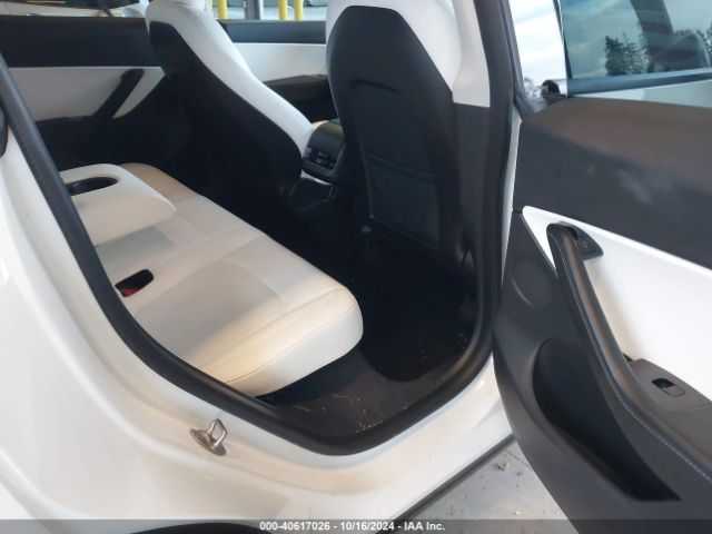 Photo 7 VIN: 5YJYGDEE3MF104161 - TESLA MODEL Y 