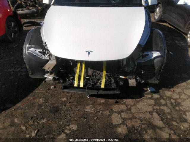 Photo 5 VIN: 5YJYGDEE3MF149617 - TESLA MODEL Y 