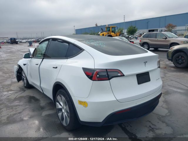 Photo 2 VIN: 5YJYGDEE3MF160925 - TESLA MODEL Y 