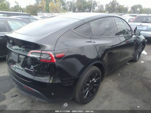 Photo 3 VIN: 5YJYGDEE3MF207256 - TESLA MODEL Y 