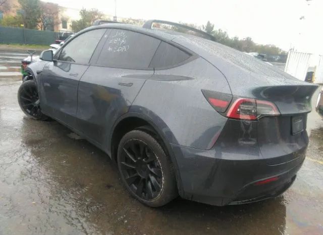 Photo 2 VIN: 5YJYGDEE3MF214899 - TESLA MODEL Y 