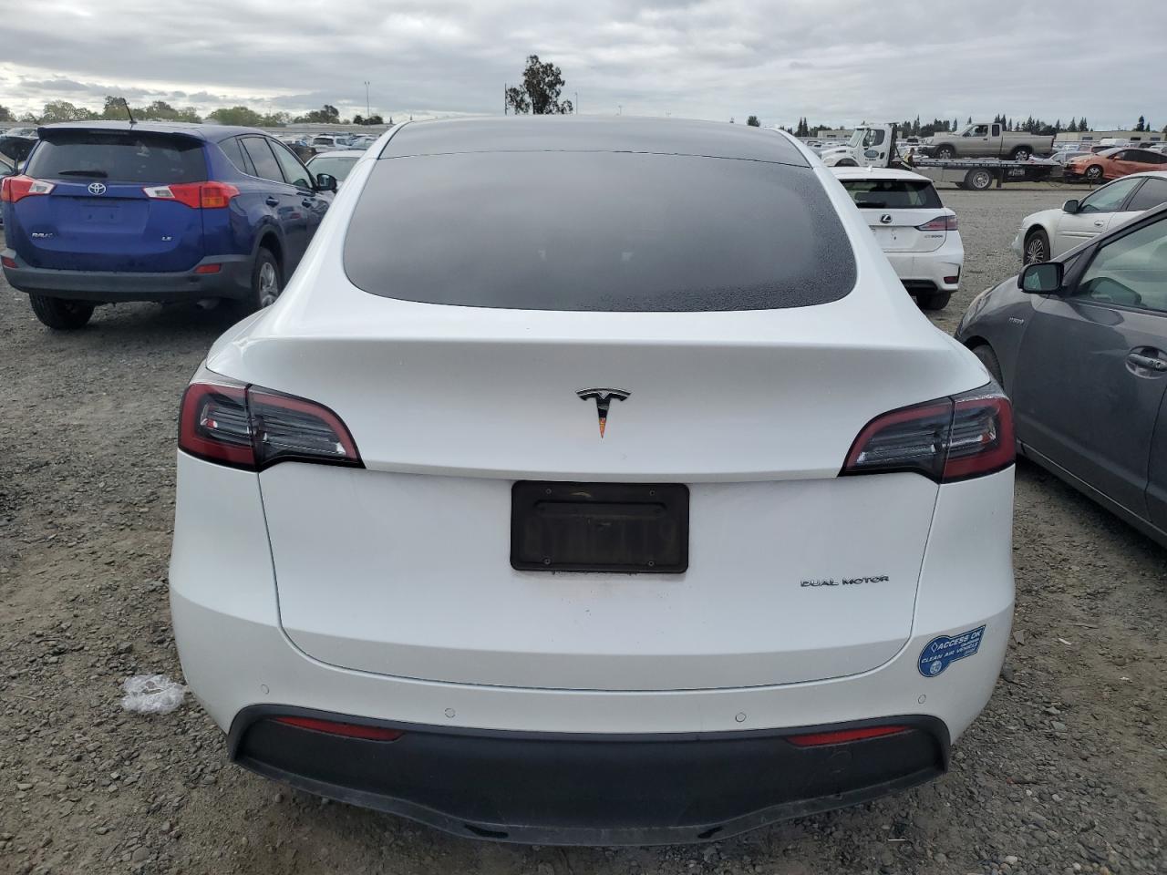 Photo 5 VIN: 5YJYGDEE3MF276075 - TESLA MODEL Y 