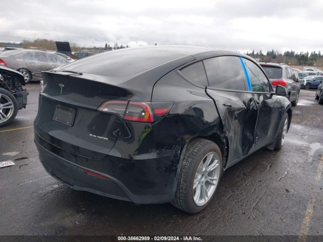 Photo 3 VIN: 5YJYGDEE4LF017559 - TESLA MODEL Y 