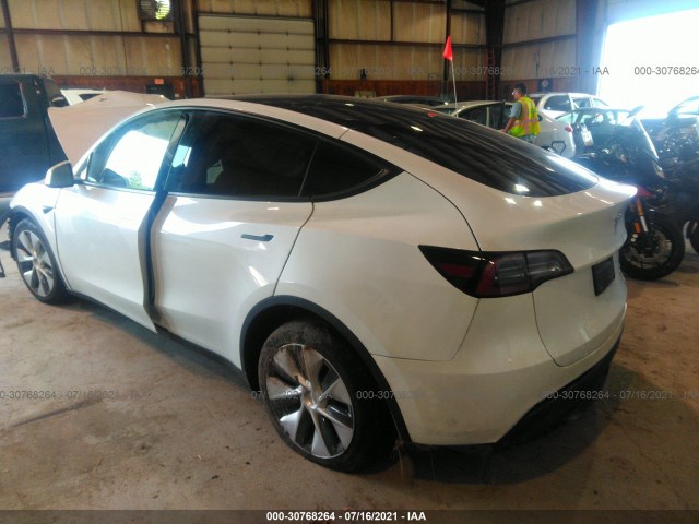 Photo 2 VIN: 5YJYGDEE4LF025905 - TESLA MODEL Y 