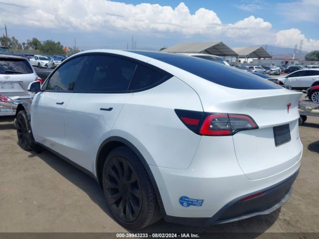 Photo 2 VIN: 5YJYGDEE4LF029811 - TESLA MODEL Y 