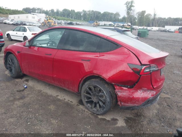 Photo 2 VIN: 5YJYGDEE4LF040419 - TESLA MODEL Y 