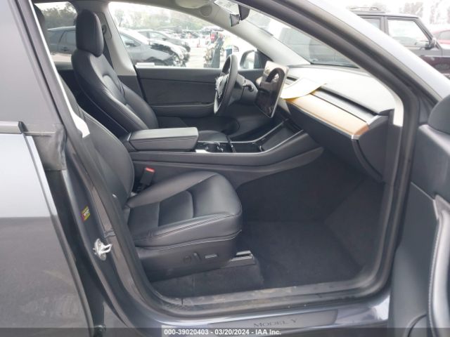 Photo 4 VIN: 5YJYGDEE4LF045510 - TESLA MODEL Y 