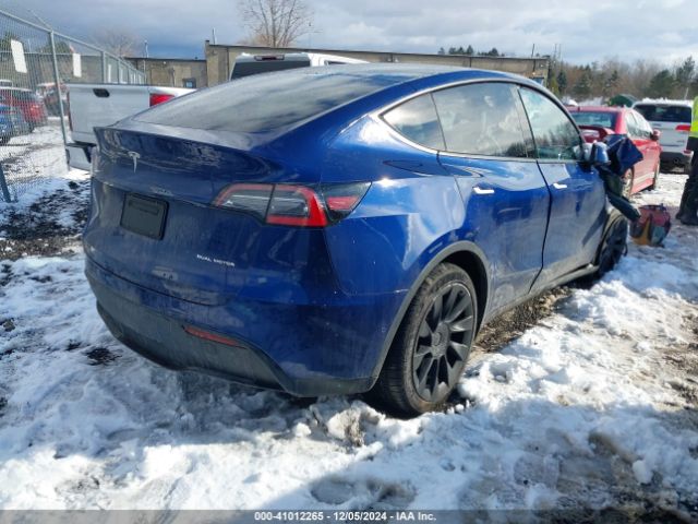 Photo 3 VIN: 5YJYGDEE4LF049377 - TESLA MODEL Y 