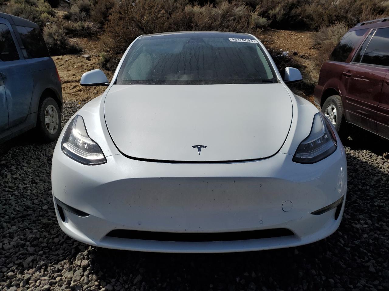 Photo 4 VIN: 5YJYGDEE4LF050805 - TESLA MODEL Y 