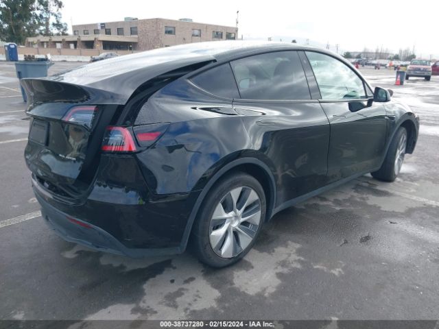 Photo 3 VIN: 5YJYGDEE4LF050965 - TESLA MODEL Y 