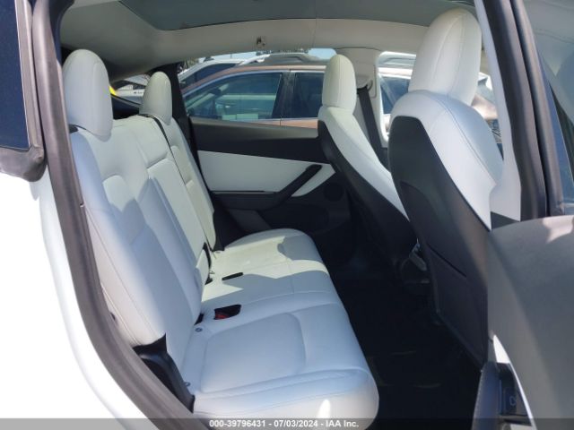 Photo 7 VIN: 5YJYGDEE4LF058564 - TESLA MODEL Y 