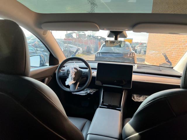 Photo 10 VIN: 5YJYGDEE4MF061711 - TESLA MODEL Y 