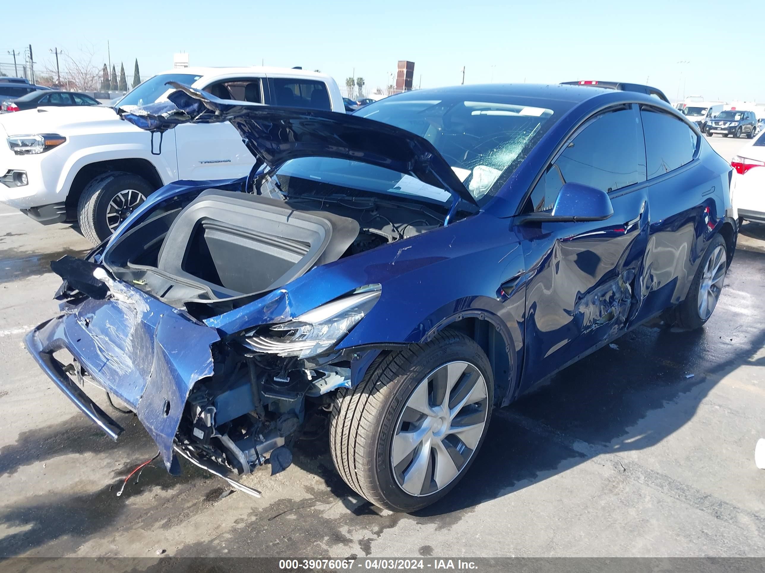 Photo 1 VIN: 5YJYGDEE4MF096197 - TESLA MODEL Y 