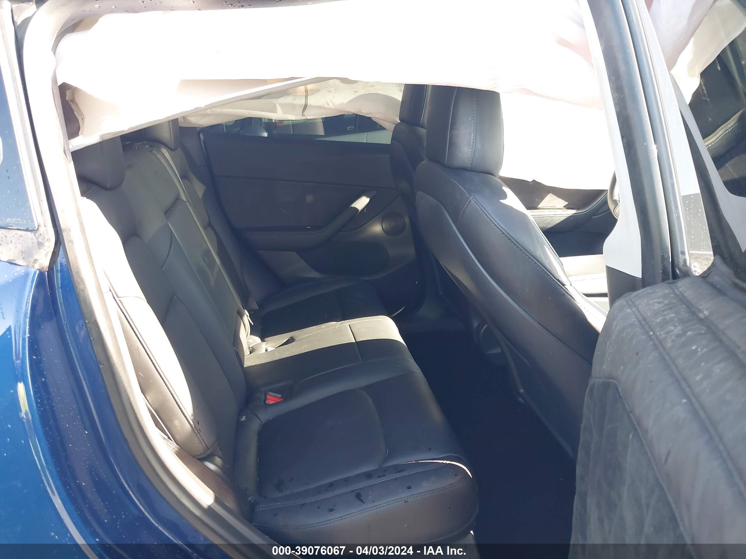 Photo 7 VIN: 5YJYGDEE4MF096197 - TESLA MODEL Y 