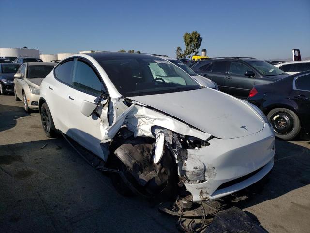 Photo 3 VIN: 5YJYGDEE4MF098824 - TESLA MODEL Y 