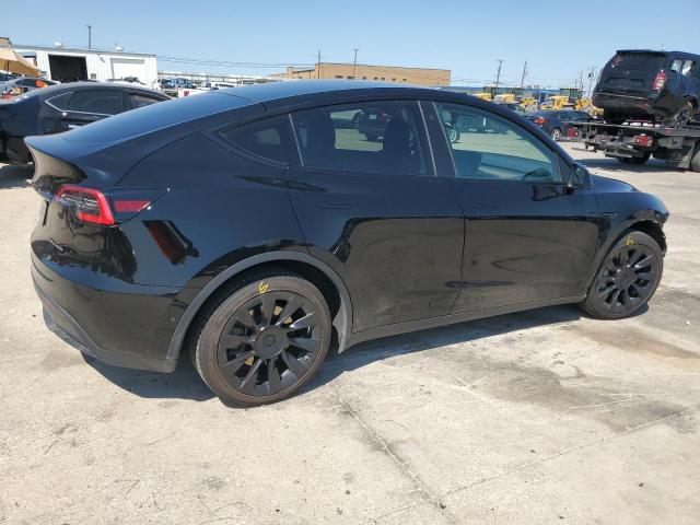 Photo 2 VIN: 5YJYGDEE4MF102015 - TESLA MODEL Y 