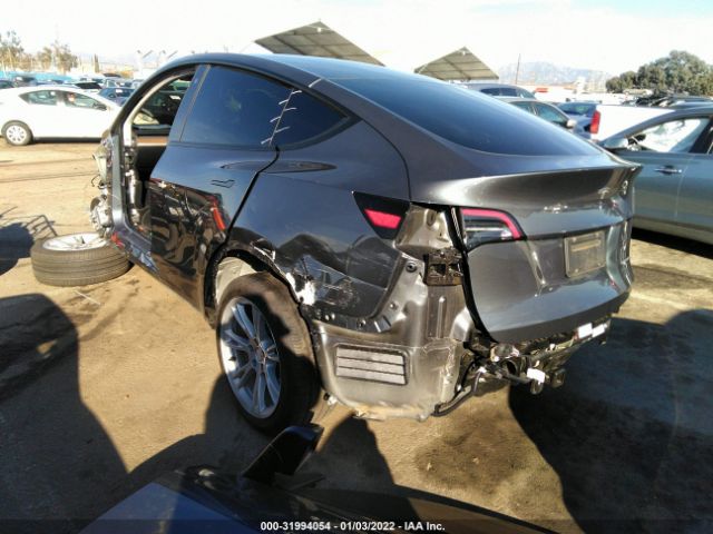 Photo 2 VIN: 5YJYGDEE4MF119204 - TESLA MODEL Y 