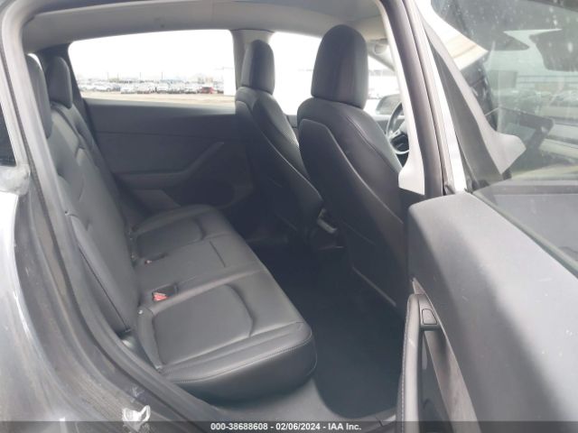 Photo 7 VIN: 5YJYGDEE4MF141557 - TESLA MODEL Y 