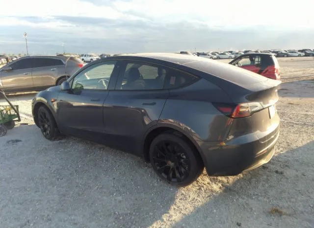 Photo 2 VIN: 5YJYGDEE4MF143745 - TESLA MODEL Y 