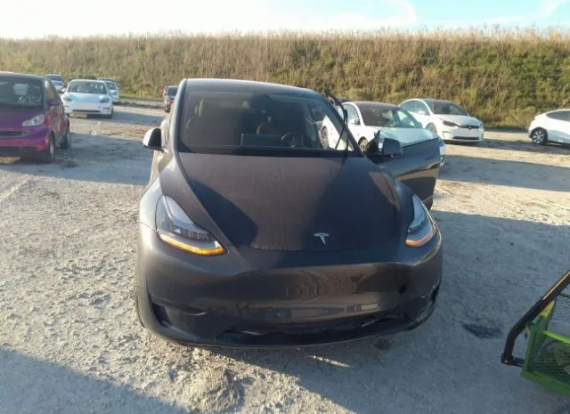 Photo 5 VIN: 5YJYGDEE4MF143745 - TESLA MODEL Y 