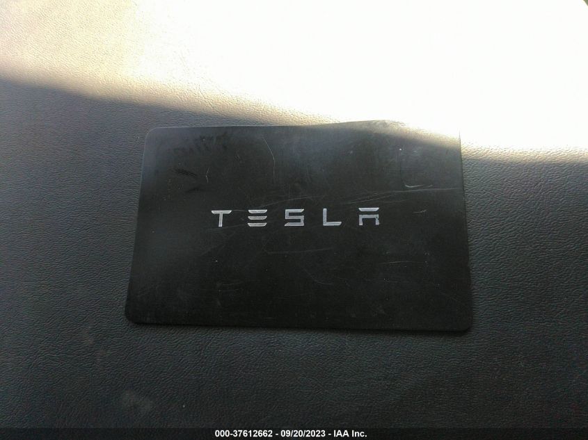 Photo 9 VIN: 5YJYGDEE4MF232263 - TESLA MODEL Y 