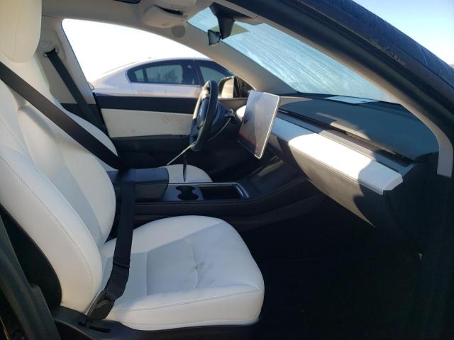 Photo 4 VIN: 5YJYGDEE4MF256367 - TESLA MODEL Y 