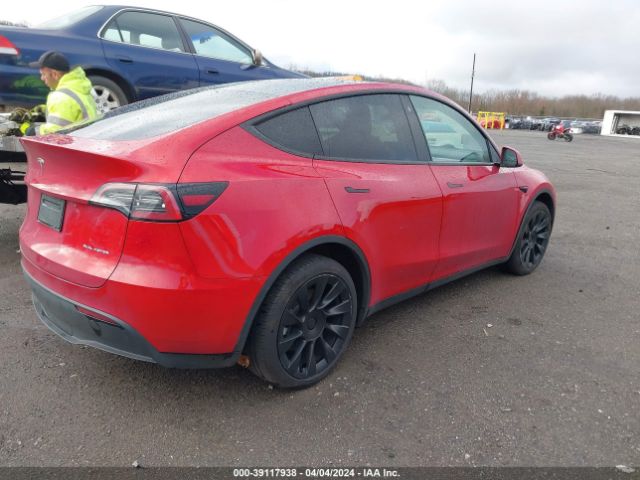 Photo 3 VIN: 5YJYGDEE4MF258006 - TESLA MODEL Y 