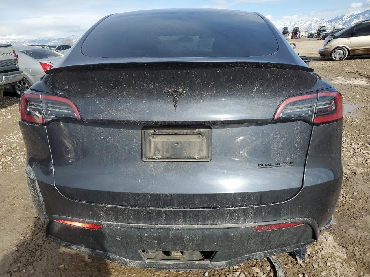 Photo 5 VIN: 5YJYGDEE4MF282581 - TESLA MODEL Y 