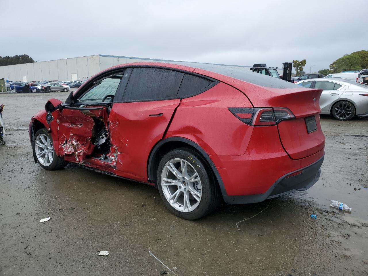 Photo 1 VIN: 5YJYGDEE4MF301940 - TESLA MODEL Y 